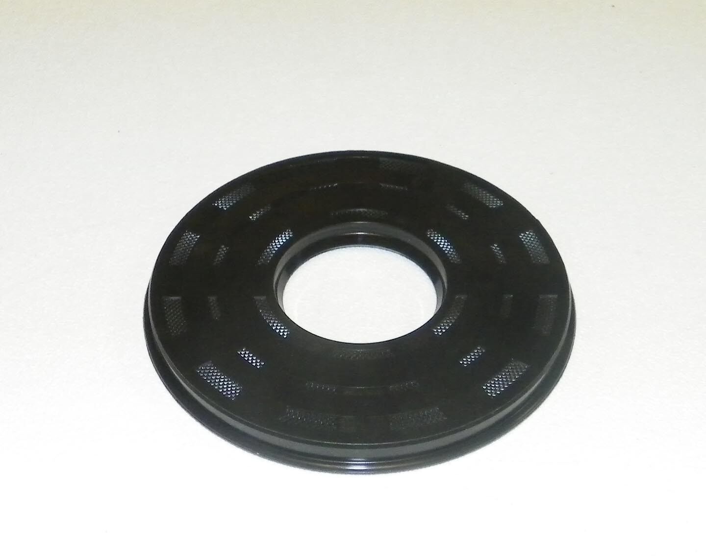 WSM Yamaha 800 / 1200 / 1300 PTO Inner Side Crank Shaft Oil Seal 009-704-01J