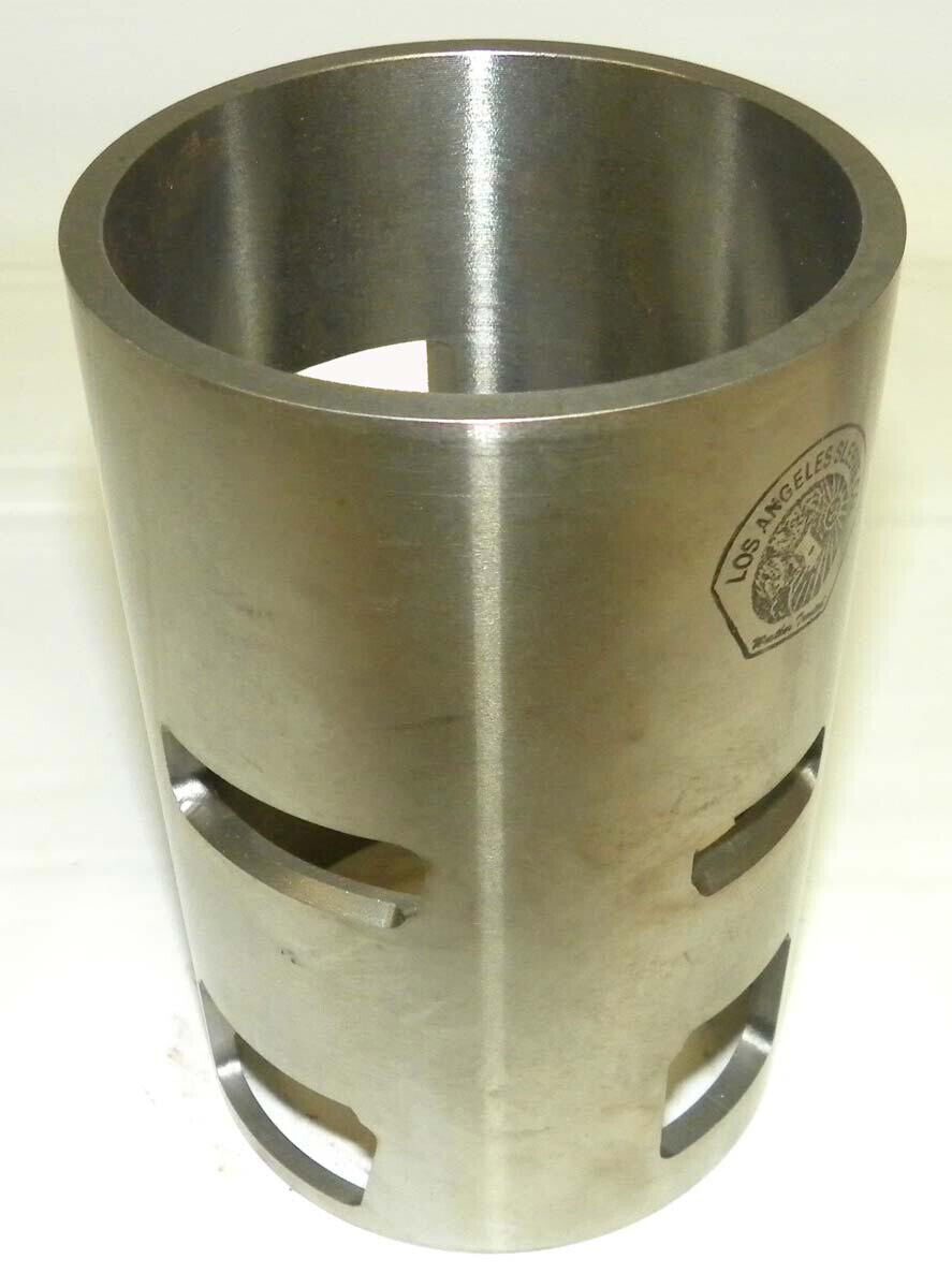 Cylinder Sleeve Johnson / Evinrude 120 / 140 / 200 / 225 Hp Looper - L026OB